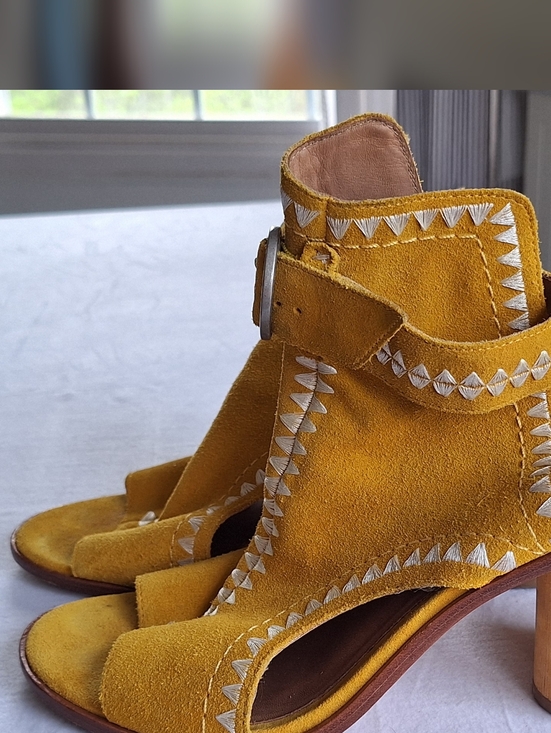 Bernardo Shoes - Bernardo Yellow Suede Heeled Sandals Size 10 Ankle Strap Boho Block Heel